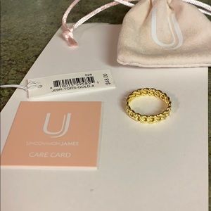 Uncommon James Ring Size 8